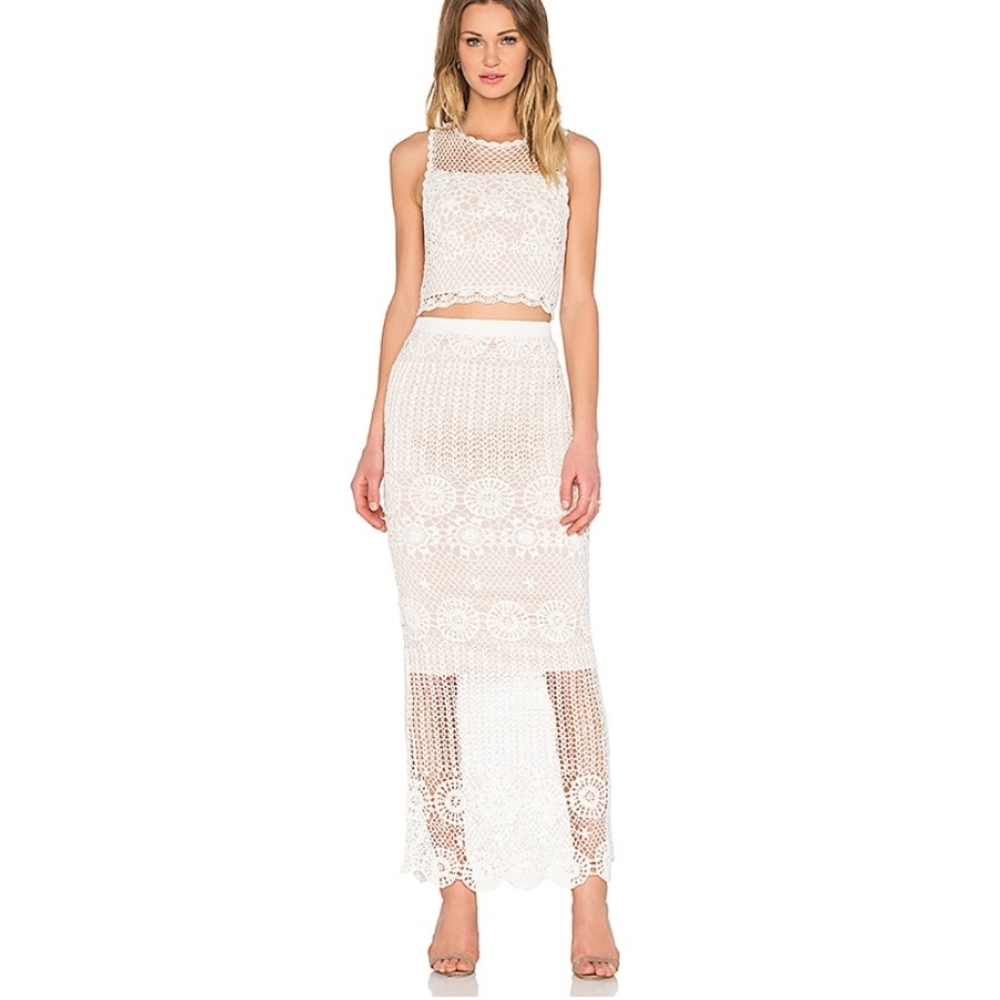 Alice + Olivia linen blend crocheted maxi skirt Size Small